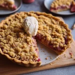 Einfacher-Rhabarber-Streusel-Pie-Rezept